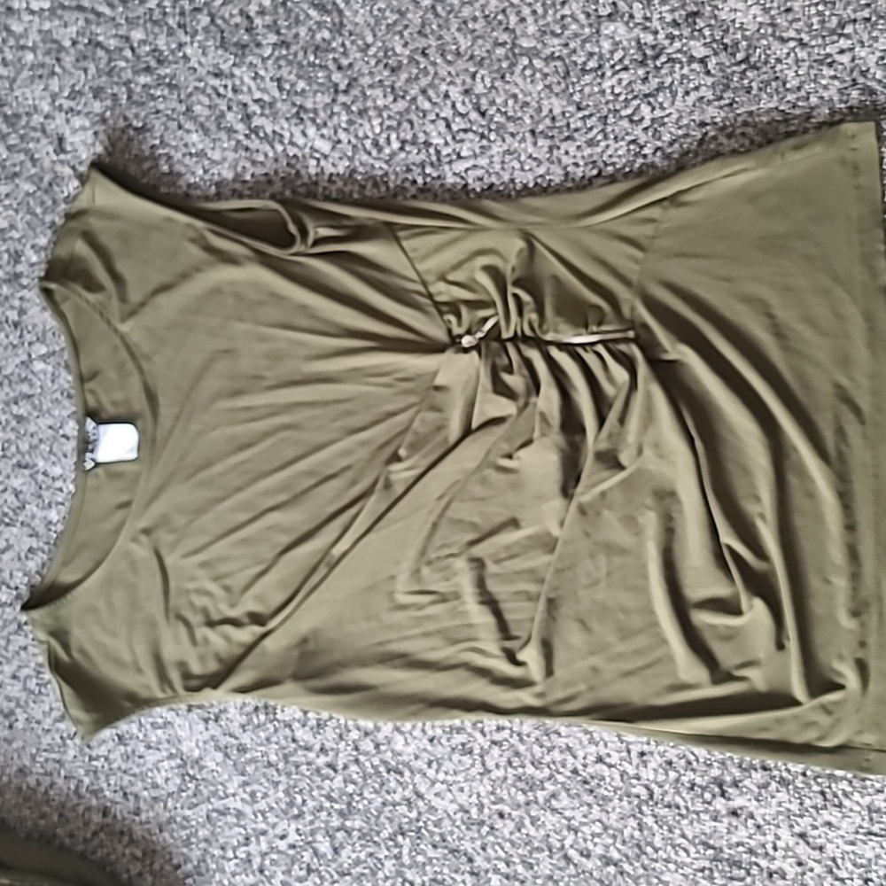 Zenus sz M NWOT womans top